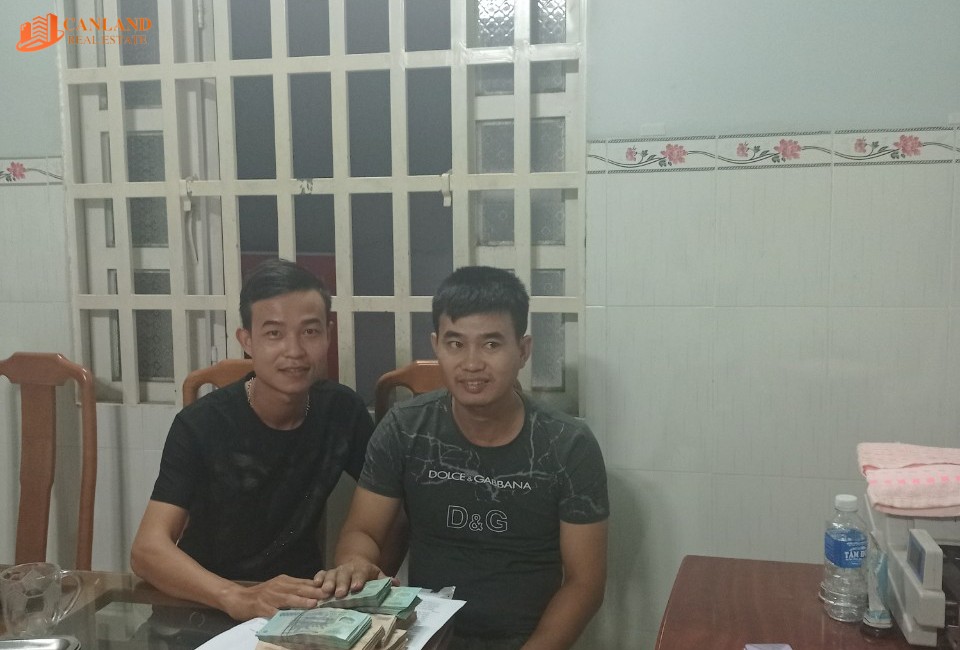 Anh Phạm Duy Giáp giao dịch với Công ty TNHH Bất động sản Ngọc Yến Land