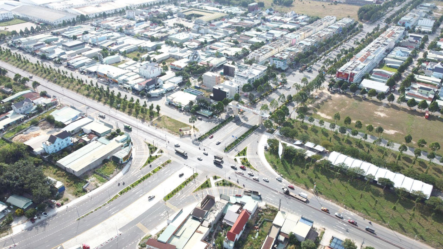 Ảnh tuyến đường cao tốc Mỹ Phước - Tân Vạn đoạn thị trấn Lai Uyên, huyện Bàu Bàng.
